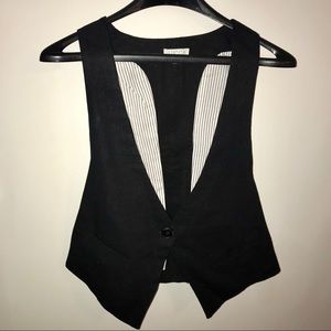 Lucca black suit vest. Linen like fabric, size M